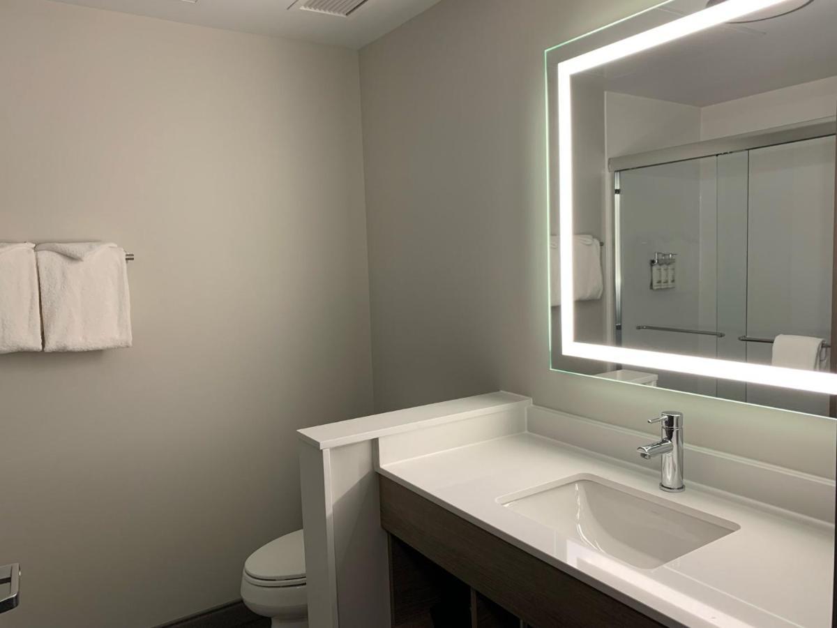 Holiday Inn Express & Suites - Courtenay - Comox By Ihg Exterior foto